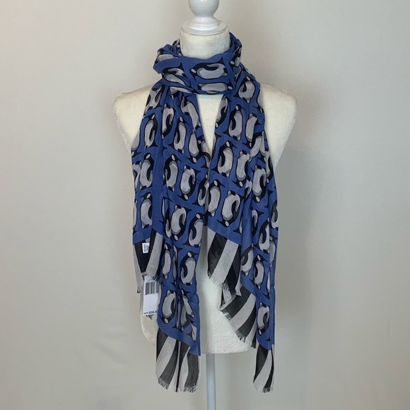 Vera Bradley Playful Penguin Blue Scarf Infinity - Picture 3 of 5